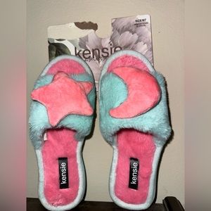 Women’s slippers